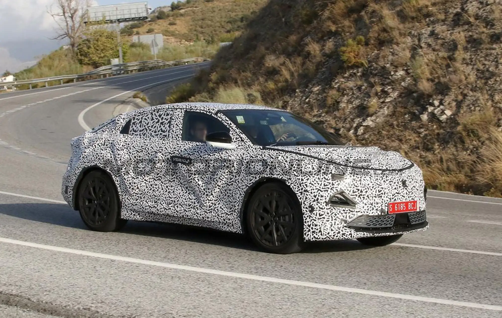 Alpine A390 - Foto spia 19-09-2024 - 6