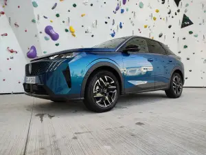 Peugeot 3008 Hybrid 2024 - Prova Milano - 25