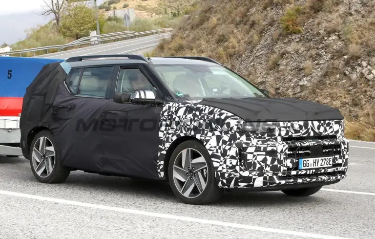 Hyundai Nexo 2025 - Foto spia 20-09-2024 - 7