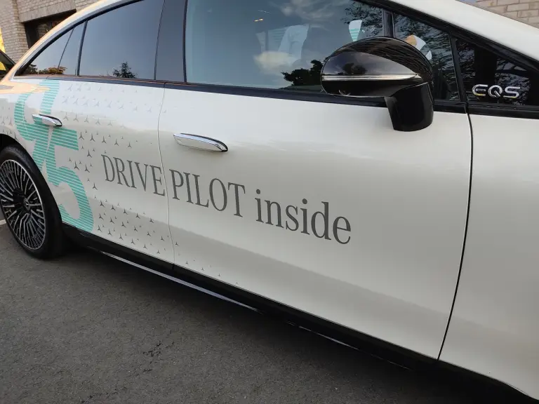 Mercedes Drive Pilot 95 - Prova Berlino - 20
