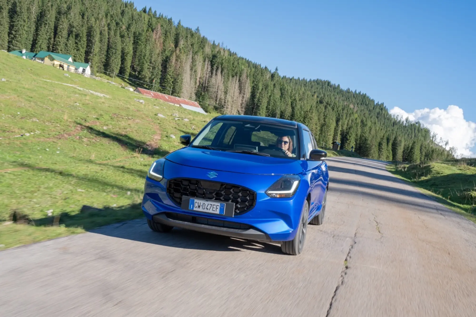 Suzuki Swift Hybrid 4x4 AllGrip - Foto ufficiali - 11