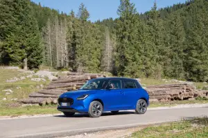 Suzuki Swift Hybrid 4x4 AllGrip - Foto ufficiali - 26