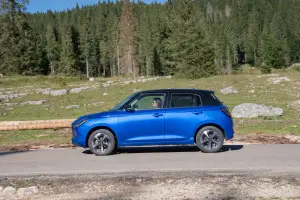 Suzuki Swift Hybrid 4x4 AllGrip - Foto ufficiali - 27
