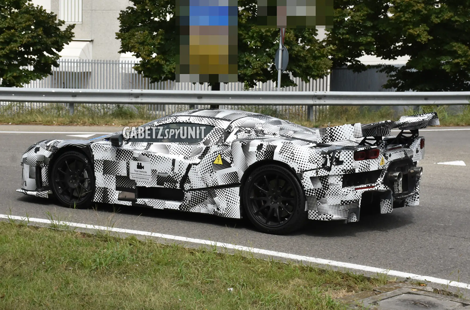 Ferrari F250 - Foto spia 24-09-2024 - 2