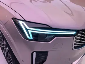 Volvo XC90 e EX90 2024 - Foto live Milano