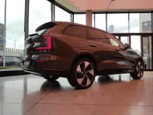 Volvo XC90 e EX90 2024 - Foto live Milano