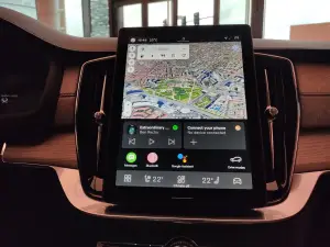 Volvo XC90 e EX90 2024 - Foto live Milano