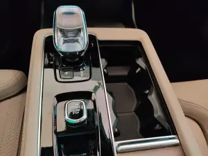 Volvo XC90 e EX90 2024 - Foto live Milano