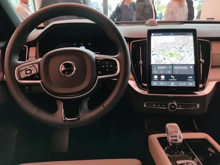 Volvo XC90 e EX90 2024 - Foto live Milano - 44