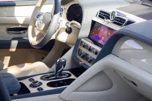 Bentley Bentayga EWB Azure Riviera Collection - 8