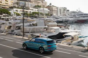 Bentley Bentayga EWB Azure Riviera Collection - 2