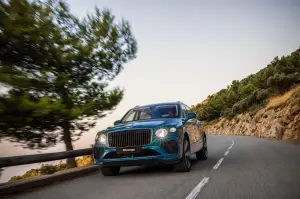 Bentley Bentayga EWB Azure Riviera Collection - 3