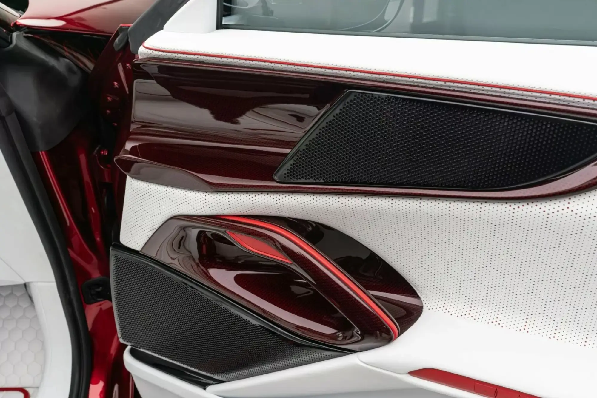 Ferrari Purosangue - Tuning Mansory Pugnator - 18