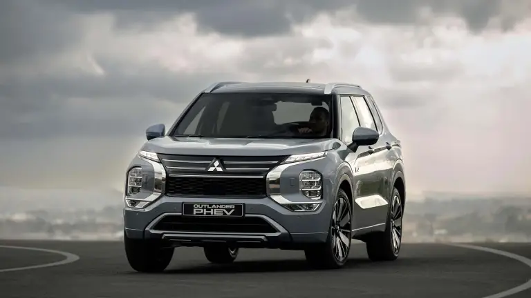 Mitsubishi Outlander PHEV 2025 - 29