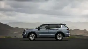 Mitsubishi Outlander PHEV 2025 - 24