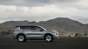 Mitsubishi Outlander PHEV 2025 - 23