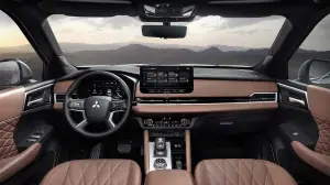 Mitsubishi Outlander PHEV 2025 - 17
