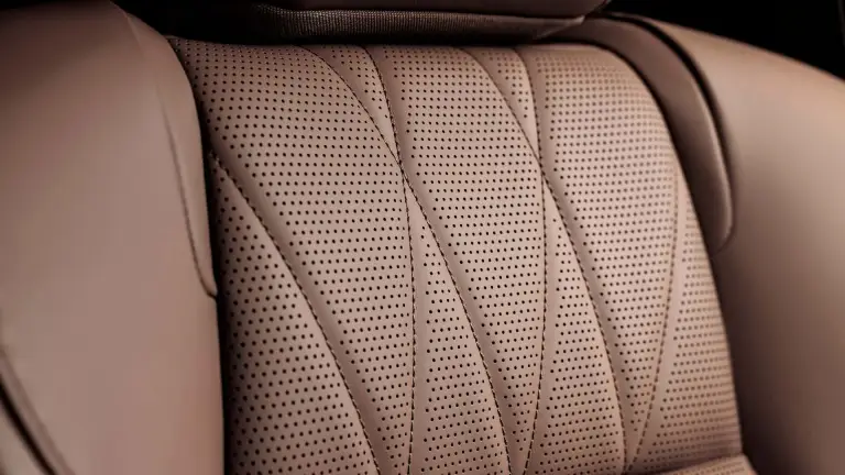Mitsubishi Outlander PHEV 2025 - 15