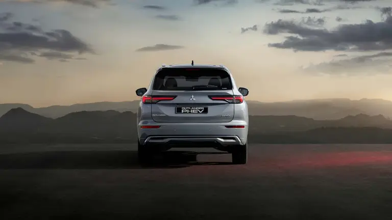 Mitsubishi Outlander PHEV 2025 - 31