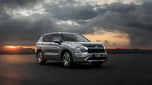 Mitsubishi Outlander PHEV 2025 - 27