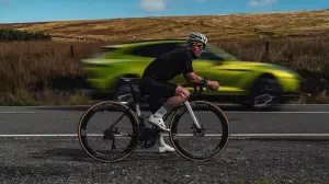Aston Martin - Mark Cavendish - 9