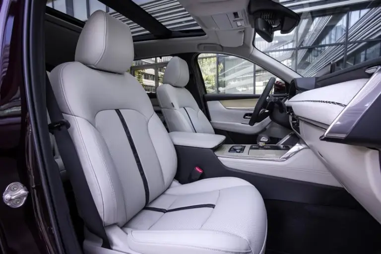 Mazda CX-80 2024 - prova di anteprima - 2