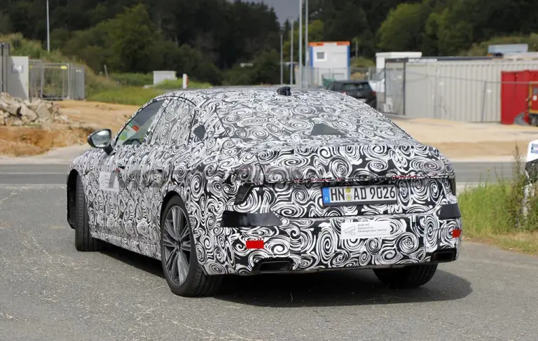 Audi A7 2025 - Foto spia 02-10-2024 - 10