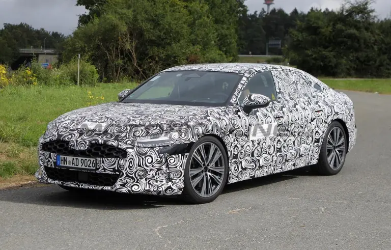 Audi A7 2025 - Foto spia 02-10-2024 - 9