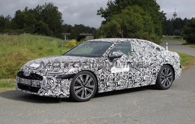 Audi A7 2025 - Foto spia 02-10-2024 - 3