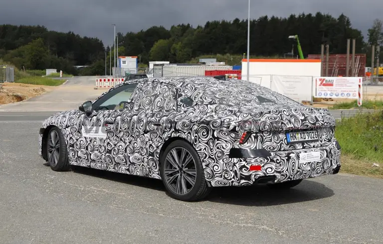 Audi A7 2025 - Foto spia 02-10-2024 - 5