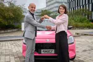 Suzuki Swift Hybrid - Elisa Longo Borghini - 3