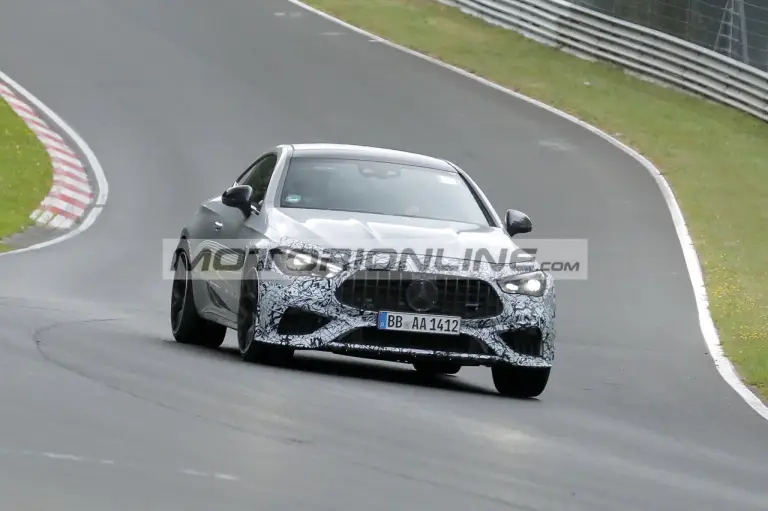 Mercedes-AMG CLE 63 Coupe - Foto spia 4-10-2024 - 10