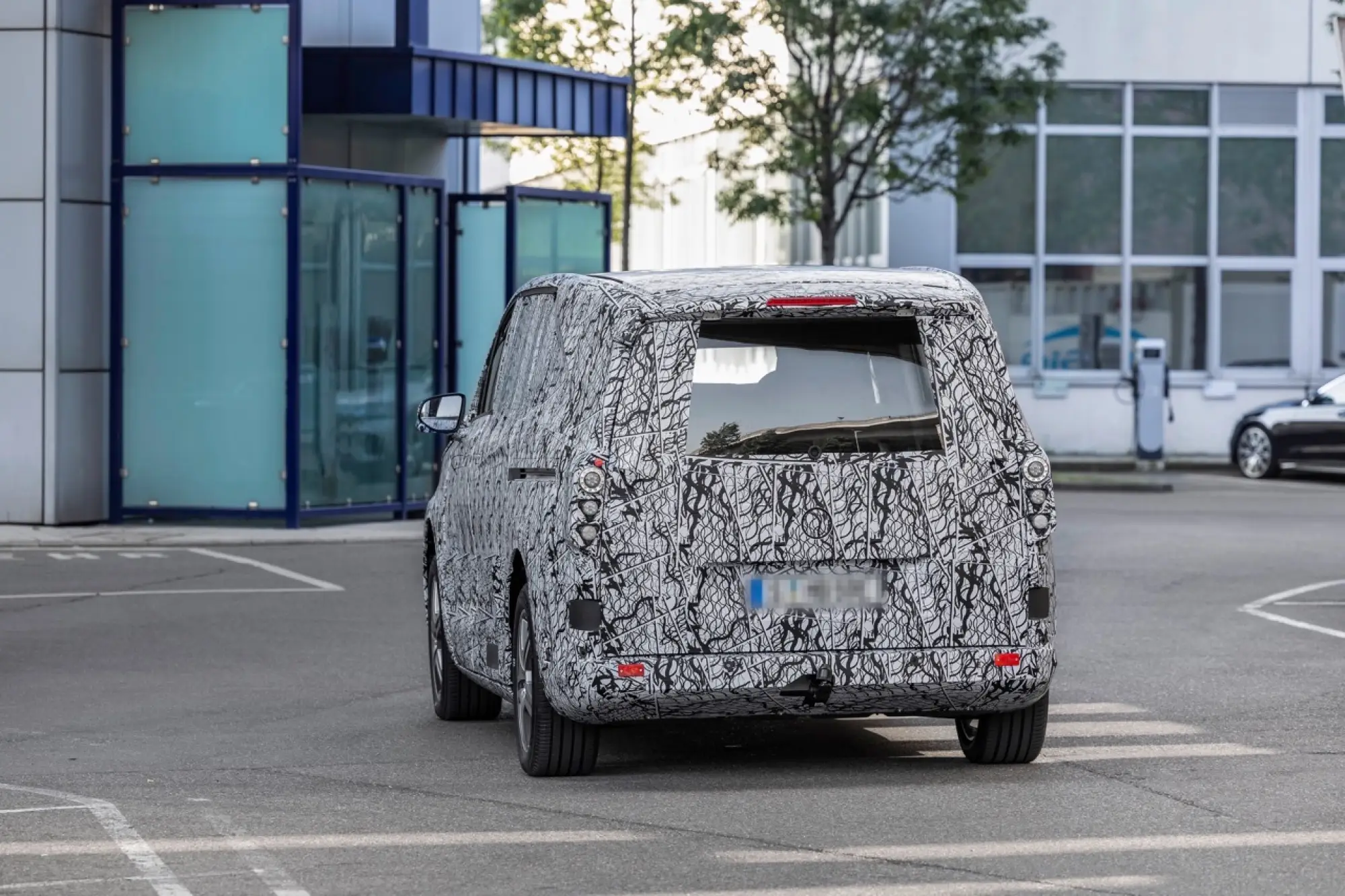 Mercedes - Nuovi van elettrici - 4