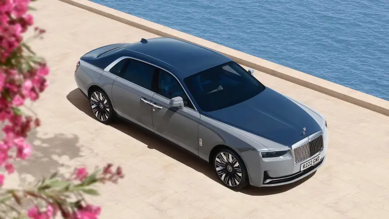 Rolls-Royce Ghost 2025 - 39