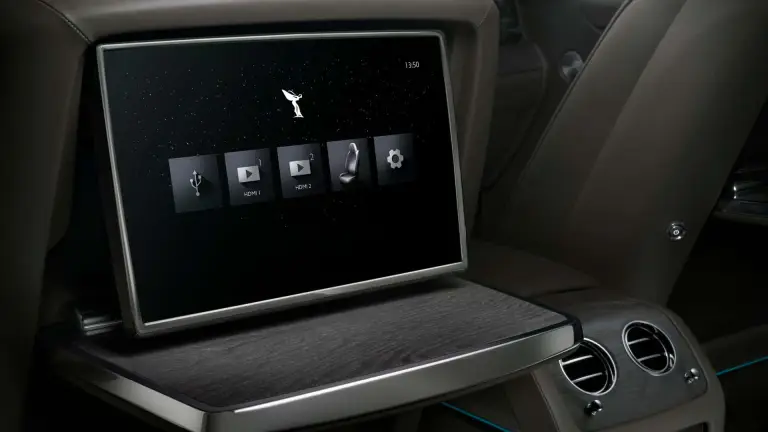 Rolls-Royce Ghost 2025 - 38