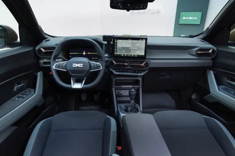 Dacia Bigster 2025 - Foto ufficiali - 101