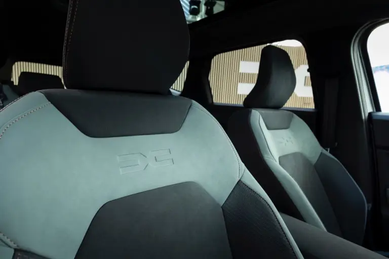 Dacia Bigster 2025 - Foto ufficiali - 111