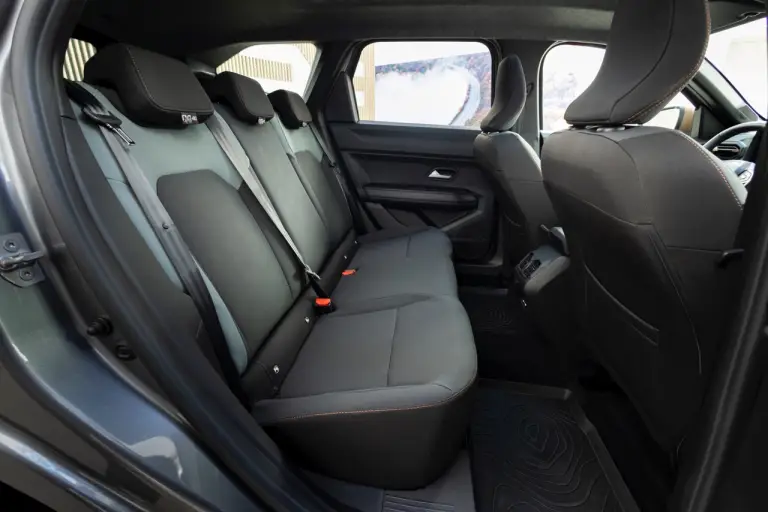 Dacia Bigster 2025 - Foto ufficiali - 117
