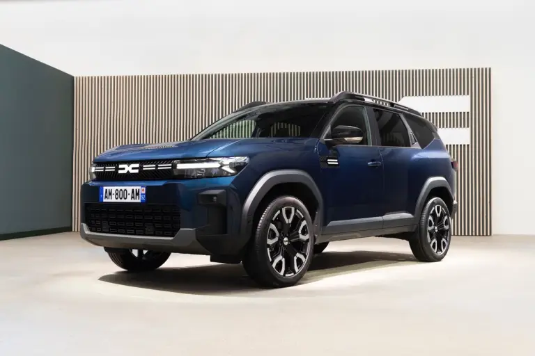Dacia Bigster 2025 - Foto ufficiali - 23