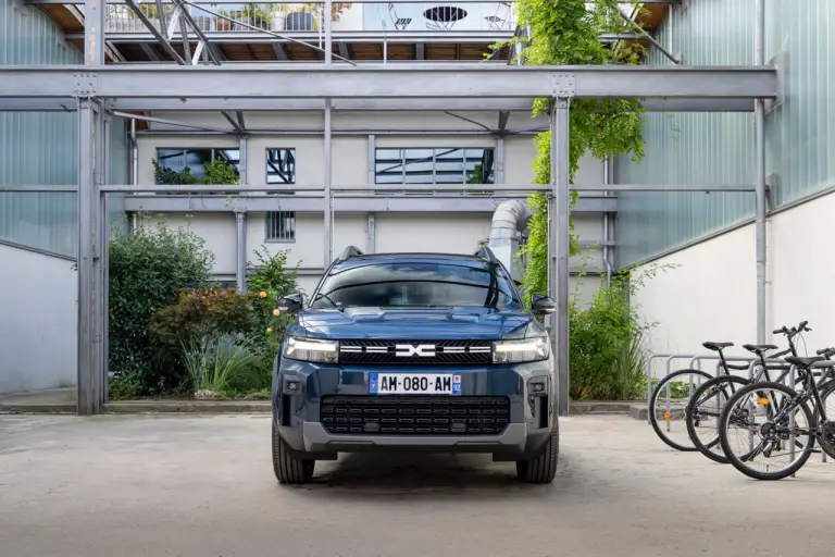 Dacia Bigster 2025 - Foto ufficiali - 28