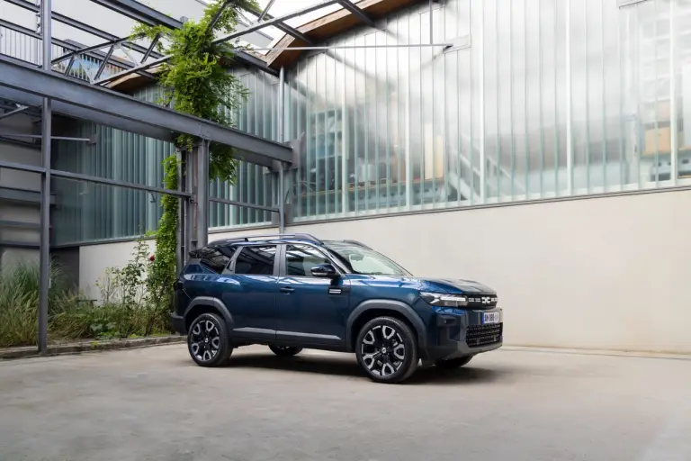 Dacia Bigster 2025 - Foto ufficiali - 31