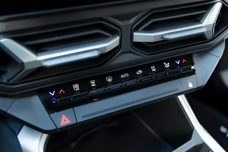 Dacia Bigster 2025 - Foto ufficiali - 62