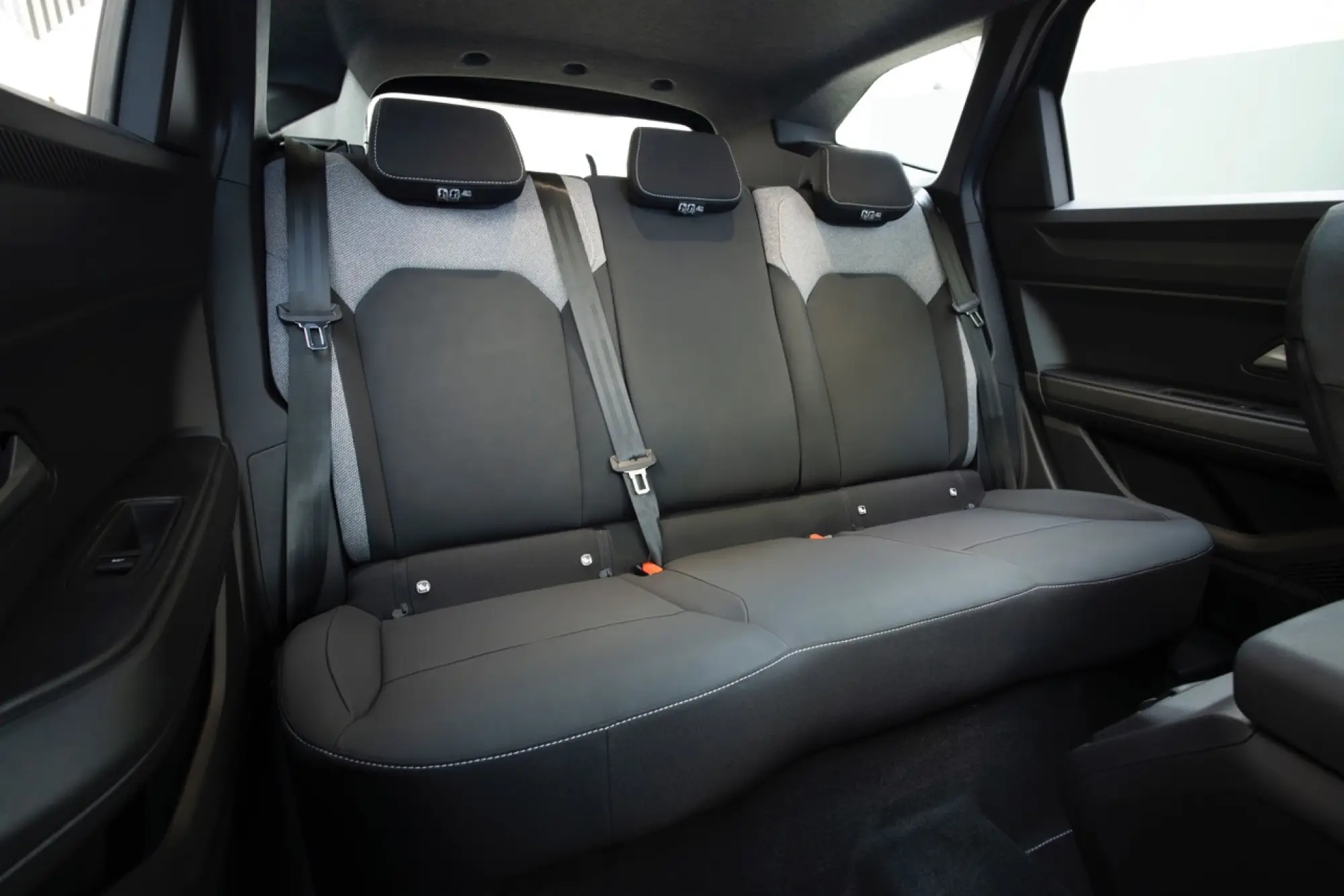 Dacia Bigster 2025 - Foto ufficiali - 56