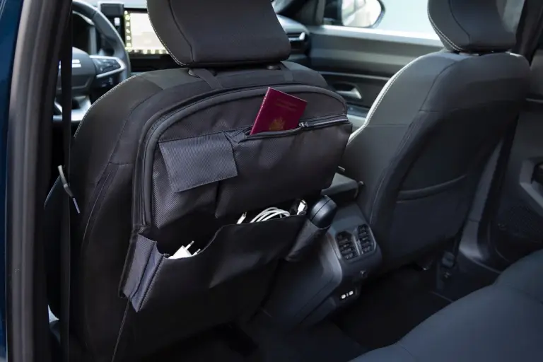 Dacia Bigster 2025 - Foto ufficiali - 70