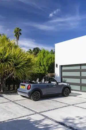 Mini Cooper Cabrio 2024 - 101