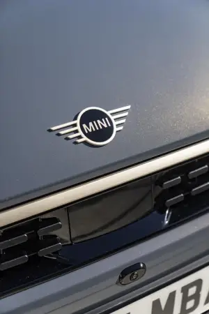 Mini Cooper Cabrio 2024 - 105