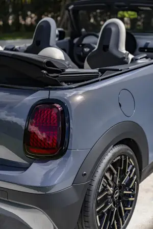 Mini Cooper Cabrio 2024 - 113