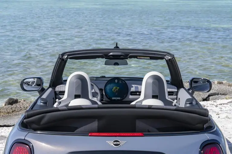 Mini Cooper Cabrio 2024 - 117
