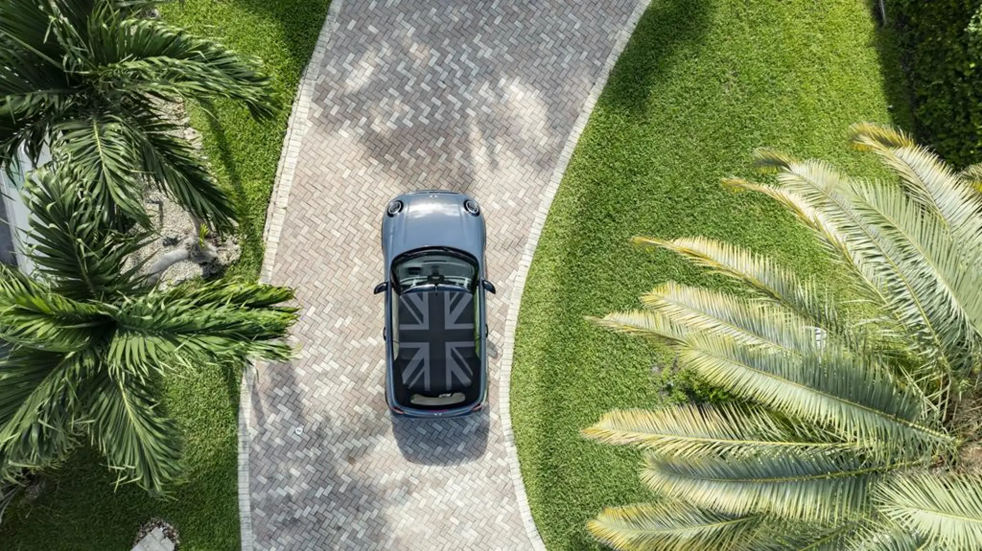 Mini Cooper Cabrio 2024 - 143