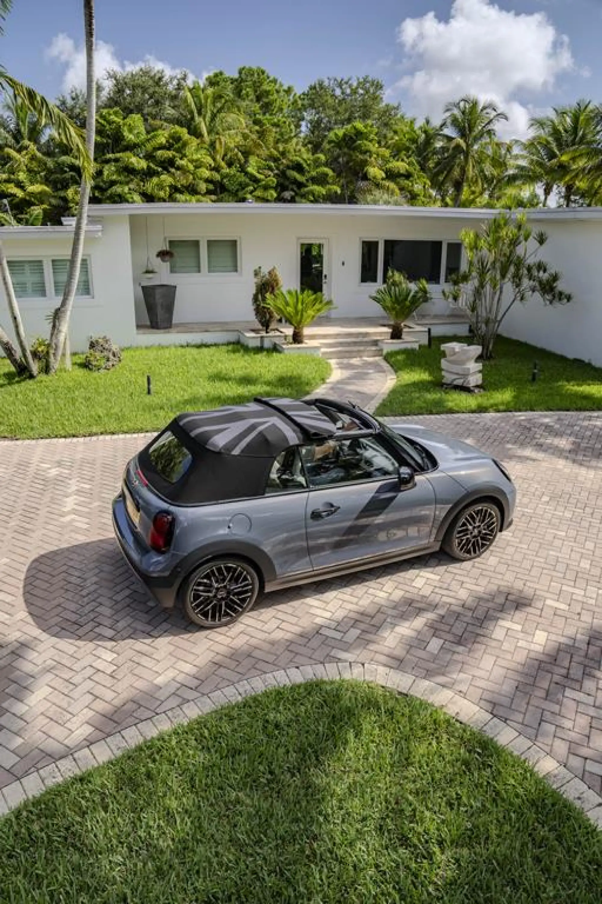 Mini Cooper Cabrio 2024 - 147